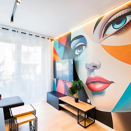 Picasso - Free Parking Place Διαμέρισμα *