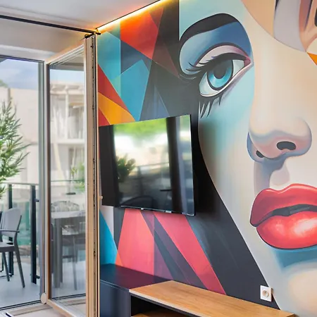 Picasso - Free Parking Place Διαμέρισμα Σοσνόβιετς