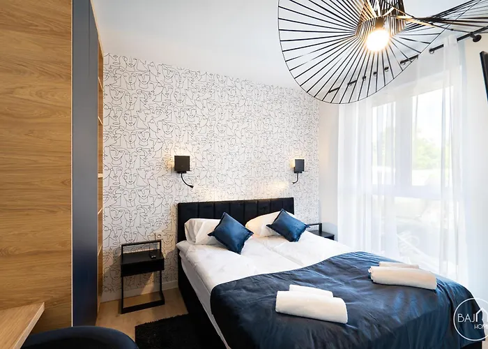 Picasso - Free Parking Place